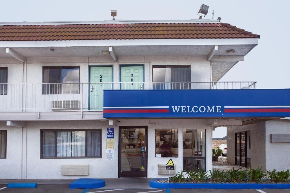 Park Inn By Radisson, Modesto Exteriör bild