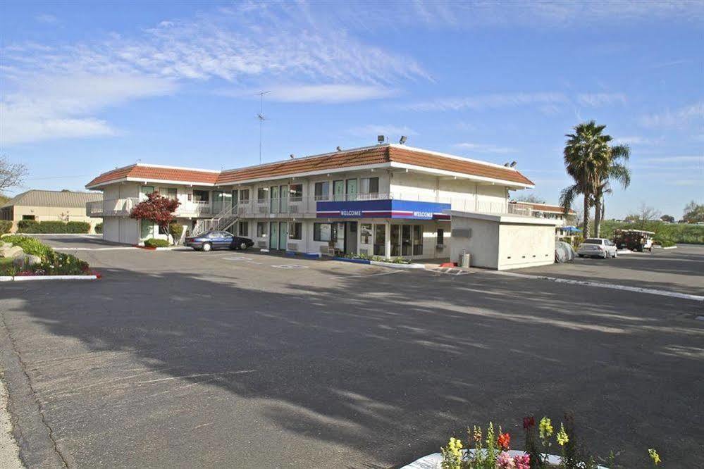 Park Inn By Radisson, Modesto Exteriör bild